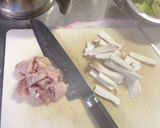 鶏肉とエリンギのペペロンチーノ作り方1写真