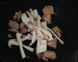 鶏肉とエリンギのペペロンチーノ作り方3写真
