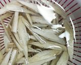 牛すじ肉と根菜の味噌汁♪作り方1写真