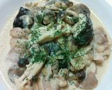 簡単♪鶏肉ときのこの味噌クリーム煮作り方6写真
