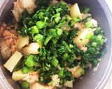春菊とじゃが芋とツナのほくほく炊き込み飯作り方5写真