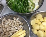 【簡単】和風ヘルシー鶏団子トマト鍋作り方1写真