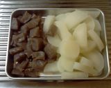 豚バラと大根の煮物作り方1写真