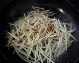 挽き肉入り☆もやしのにんにく醤油炒め作り方2写真