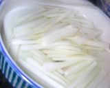 ウドのかき玉汁作り方1写真