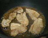 簡単！豚もも肉にかぶの葉添えて☆作り方1写真