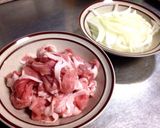 バルサミコがアクセントの洋風豚丼作り方1写真