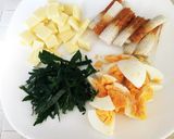 お弁当。ゆで卵と竹輪シソチーズのミニ春巻作り方2写真