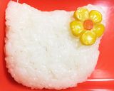 お弁当に!コーンと人参でキティのお花❁作り方9写真