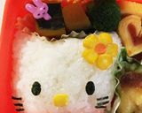 お弁当に!コーンと人参でキティのお花❁作り方10写真