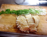 エノキ茸と水菜のゴマヨポン炒め〜♪作り方2写真