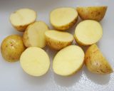 みんな大好き！！新じゃがの甘辛バター醤油作り方1写真