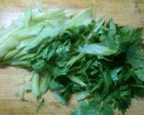 簡単 椎茸 ニラ セロリの 中華スープ♪作り方3写真