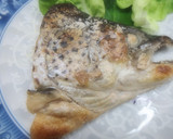 サーモンの「かぶと」塩焼き、簡単経済的作り方9写真