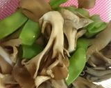 マイタケとスナップエンドウの胡麻和え作り方5写真