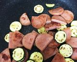 魚肉ソーセージとズッキーニの炒め物作り方5写真