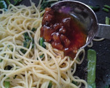 蕪と蕪の葉とピーマンの梅肉和風パスタ作り方5写真