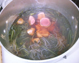 簡単　おかず　豚肉と　春菊　白滝の　煮物作り方5写真