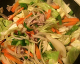 豚肉と野菜のオイスター炒めの目玉焼き丼作り方6写真
