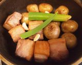 下茹で無し★豚バラと新じゃがのこっくり煮作り方4写真