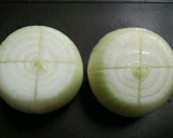 チーズがとろ〜り＊丸ごと新玉ねぎのスープ作り方1写真