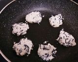 離乳食手づかみ期　豆腐とひじきのおやき作り方4写真