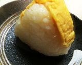 おにぎりに♡レンジでふんわり卵を乗せて作り方9写真