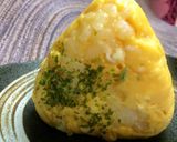 おにぎりに♡レンジでふんわり卵を乗せて作り方11写真