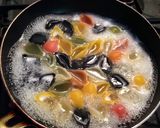 フライパン1つでOK!桜エビ菜の花パスタ作り方1写真