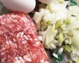 中華店！豚挽きとネギのパラパラチャーハン作り方1写真