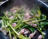 豚肉と厚揚げの炒め物作り方2写真