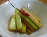 簡単！セロリのにんにく醤油漬け♪作り方3写真