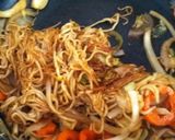 仕上げ楽しみ☆薬味たっぷり瓦焼きそば弁当作り方5写真