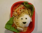 焼きそばで簡単デコ弁（上げ盛り女の子）作り方5写真