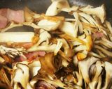 炒めキノコとほうれん草のサラダ作り方2写真