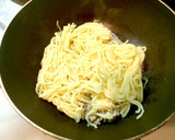 マヨたま＆肉そぼろで☆マヨたらこ焼きそば作り方3写真