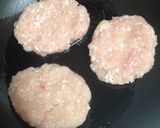 きのこソースのチキンハンバーグ作り方1写真