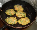 子供も喜ぶ♪にらせんべい作り方3写真