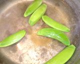 旬★【スナップえんどうと豆腐の味噌汁】作り方7写真