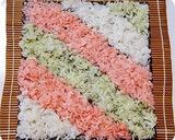 ひな祭りカラー❀三色海鮮巻き寿司作り方4写真