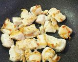 キャベツ×むね肉のハニーマスタード炒め☆作り方3写真