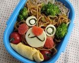 焼きそばくまさんのお弁当（キャラ弁）作り方3写真