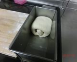 子供も大好き！お豆（小豆）角食パン作り方11写真