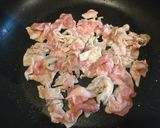 春菊と舞茸の香り豊かな豚の炒め煮☆作り方1写真