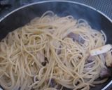 砂肝とエリンギのアヒージョ風スパゲティ作り方4写真