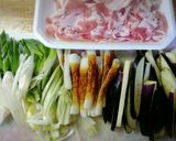 なす竹輪が入った具だくさん肉うどん作り方1写真