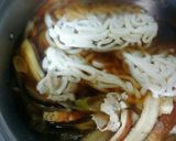 なす竹輪が入った具だくさん肉うどん作り方4写真