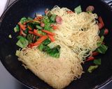 春巻きの皮でパリパリ焼きそば作り方2写真