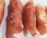 新玉ねぎとブルサンの生ハム巻き作り方5写真