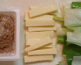 とろ～り納豆とチーズの蒸しネギ蕎麦チヂミ作り方1写真